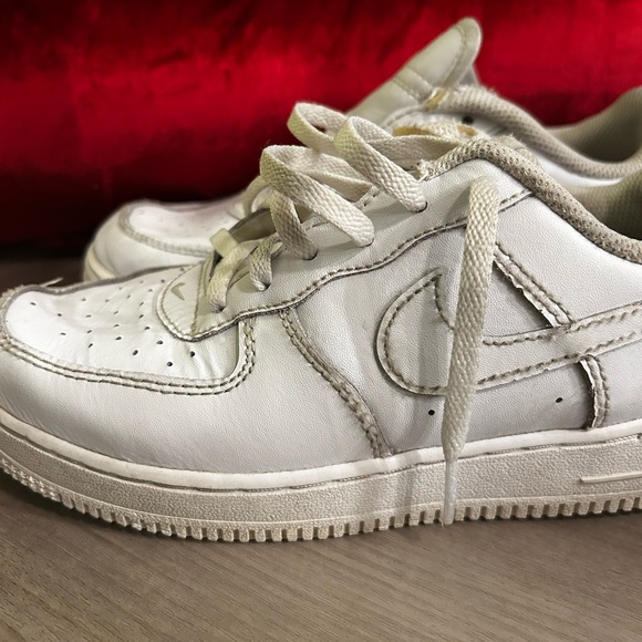 🚨🔥 Nike Force 1 Low Easy On Kids Size 3Y - Picture 2 of 6